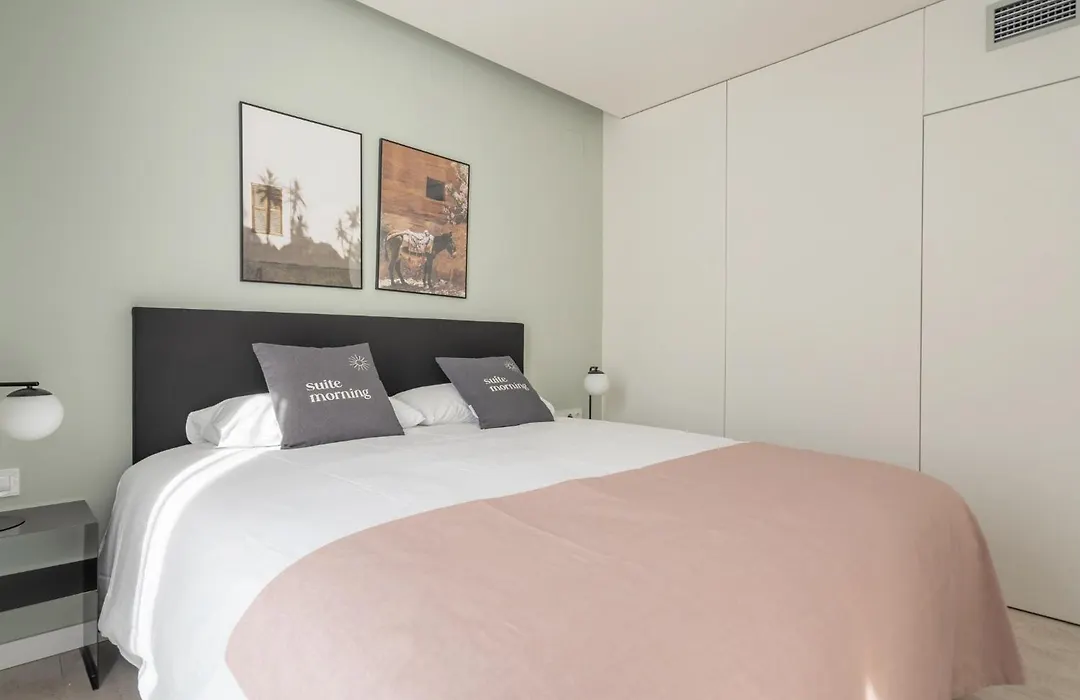 Limehome Barcelona Rector Triado-1