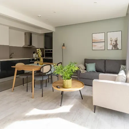 Limehome Barcelona Rector Triado-2